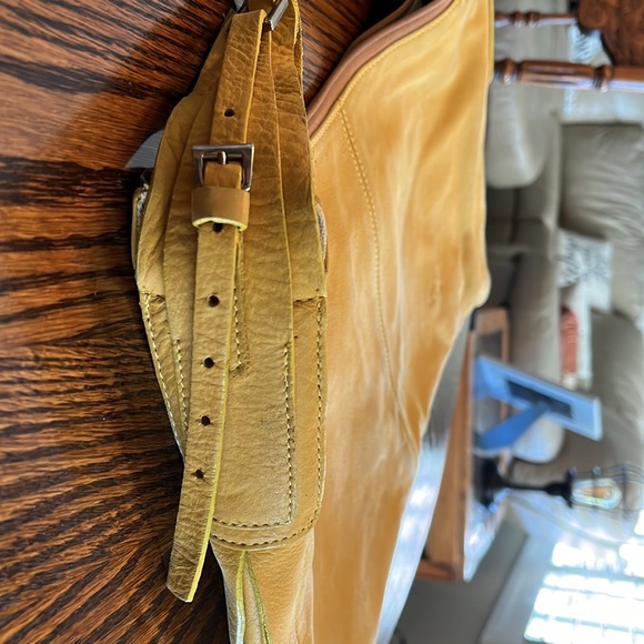 Nardelli Leather Handbag - Picture 2 of 4